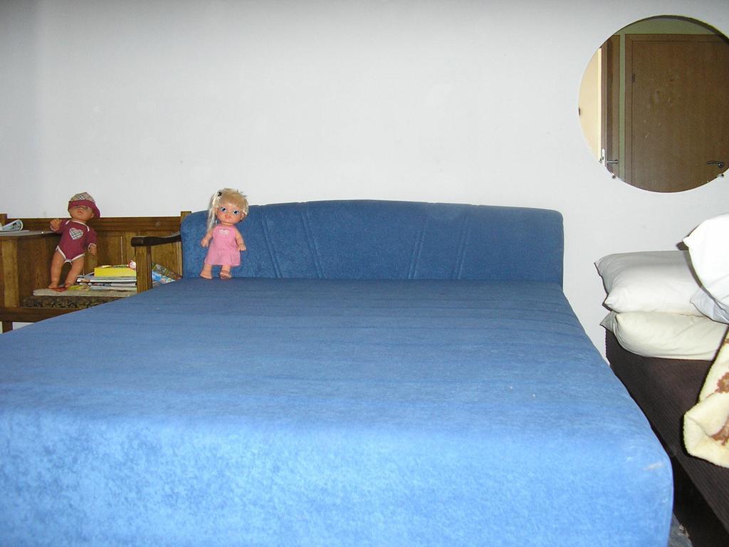 Apartment Bilic Klenovica Habitación foto